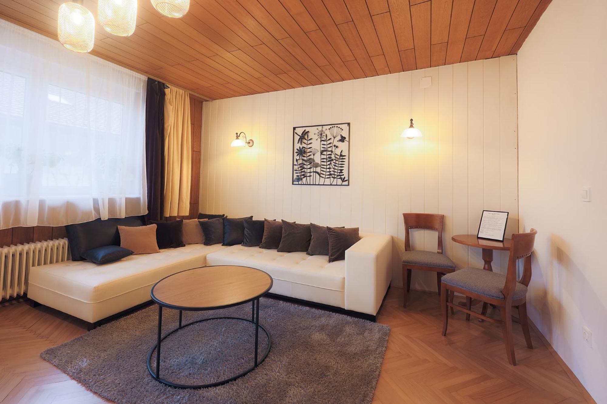 Papas Apartment Lesce  Extérieur photo